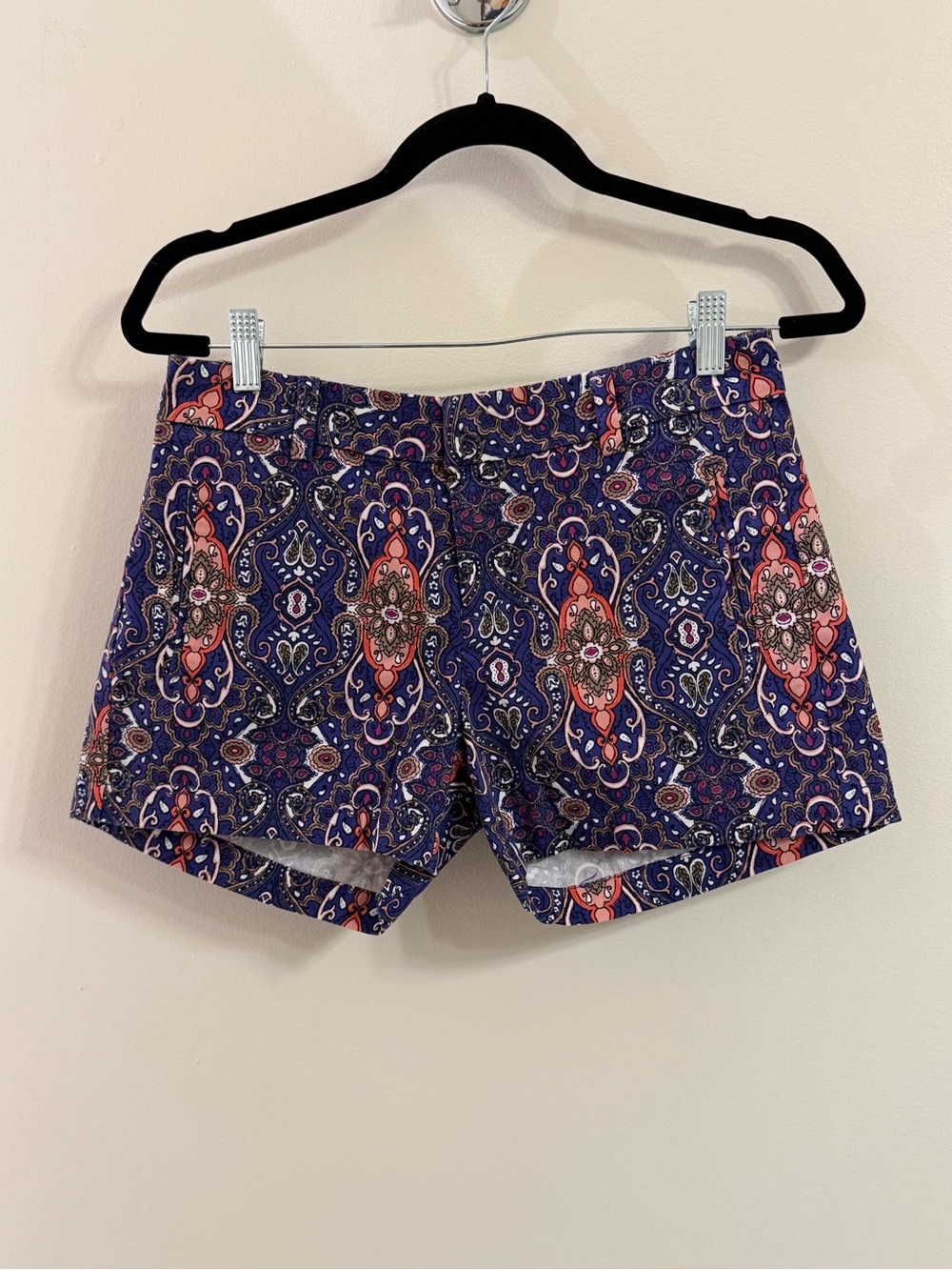 JCPenny Sunset Paisley Chino Shorts 100% Cotton Low-to-Mid Rise Size 2 EUC